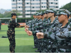迎新特辑：迷彩映初心，磨砺显担当！