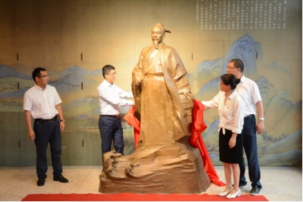 【图文】范蠡像在绍职院落成揭幕