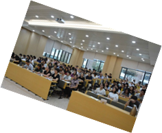 说明: E:\E\院办\简报\2018-2019学年第一学期\开学第一课\XGWKIKAA48HL7NNEHID`33D.jpg
