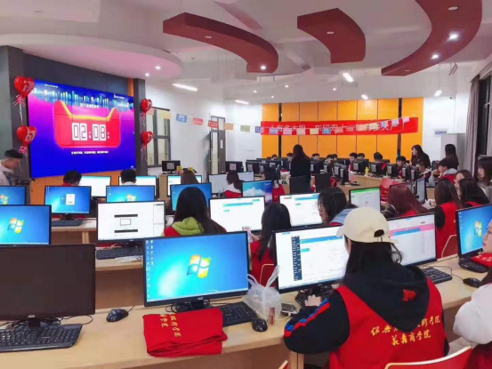 【图文】冲锋陷阵，600余名范蠡学子第四次鏖战“双11”